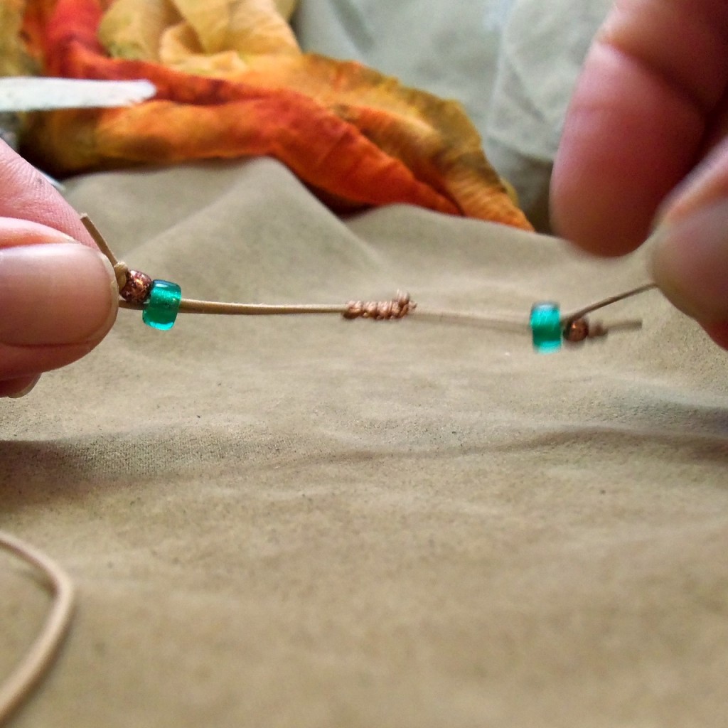 Pull necklace to loosen