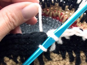 Tightening a spike stitch