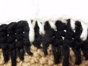 Tightening a spike stitch